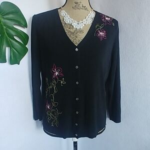 Valerie Stevens Silk Sweater w Embroidered Flowers